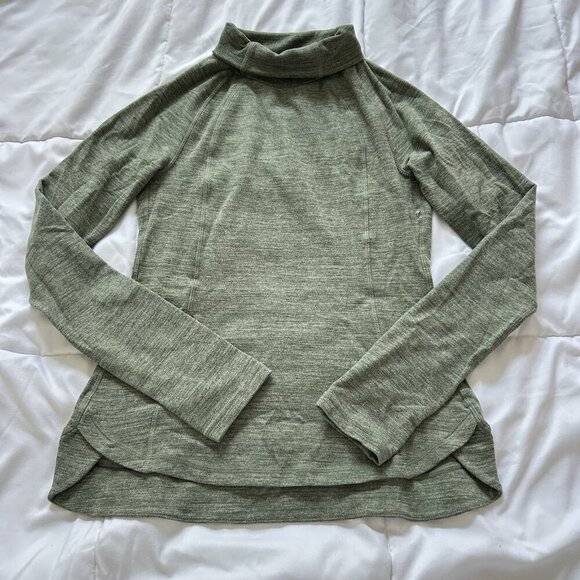 Avalanche Womens Small Sweater Olive Green Turtleneck Winter Skiing Holiday - Picture 1 of 7